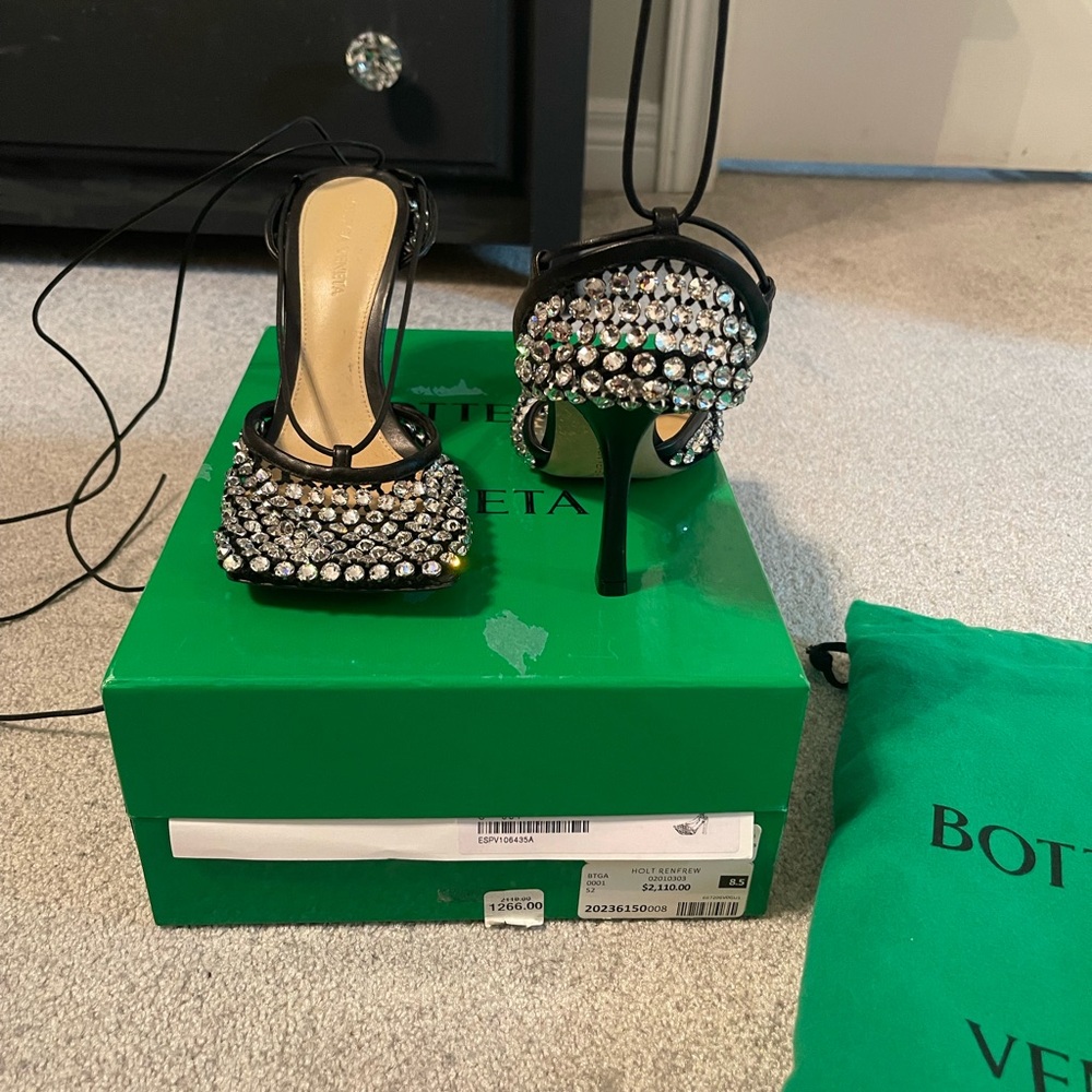 Bottega Veneta Black Crystal-Embellished Heels 38.5 Brand New in Box - Picture 8 of 9